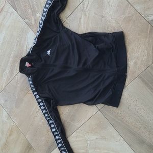 Kappa trackshirt size xxl , colour black